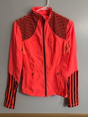 Lululemon Athletica Orange Zip Jacket with Black Stripe Size 6